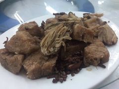 粉葛赤小豆煲瘦肉-香港蓮香樓(中環店)