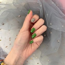 -伍小姐美甲美睫半永久
