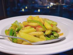 印式风味炒芦笋-甘尼仕印度餐厅爵士酒吧(阳春巷店)