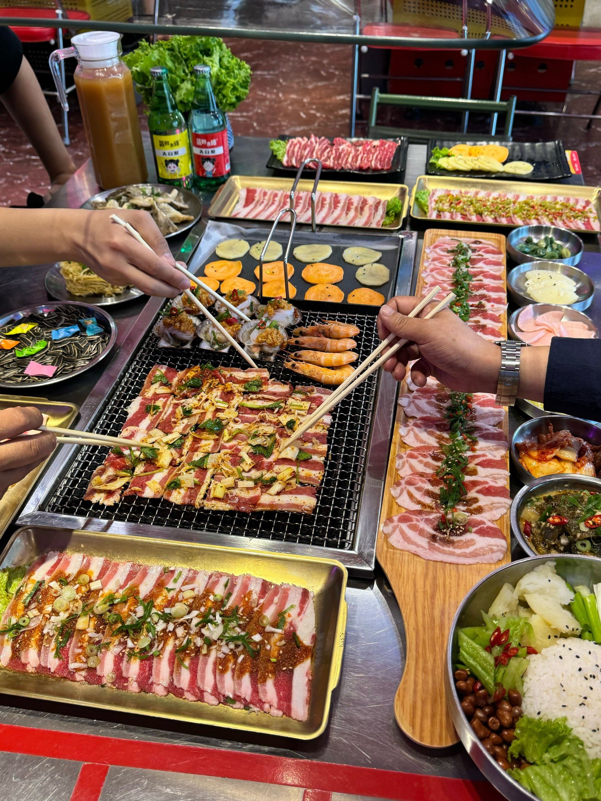 大概就是🈵满登登的肉香在口中横冲直撞