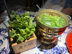 -卢大鲜鱼头捞饭(美利广场店)