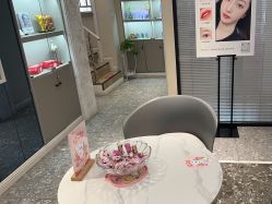 -咪咪专业脱毛连锁机构