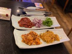 酸菜五花肉-百味源炭火烤翅 ·夜市大排档(酒仙桥店)