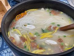 -桥香园云南过桥米线(红龙井店)