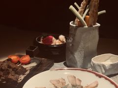 -穹六人间 people 6(岳阳路店)