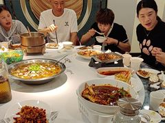 -巴特餐饮6加1音乐餐吧·新疆菜