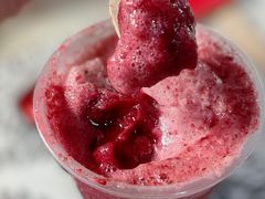 冰山杨梅桃-喜茶(北京五棵松华熙店)