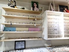 -天空之镜眼镜店蔡司依视路授权店(天通苑店)