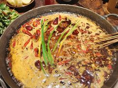 -四小区火锅·巷子里的重庆火锅(花照壁店)