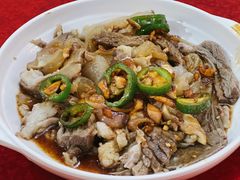 白灼牛白腩-正宗高流河饭店原创风姜鸡