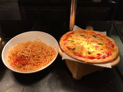 -上海西藏大厦万怡自助餐厅(徐汇店)
