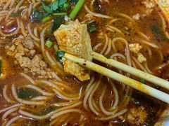 加肉加臭豆腐-铁朋小锅米线(玉川巷店)