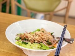 香茅鸡扒捞檬粉-探越越南牛肉粉(江南西分店)