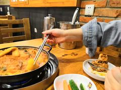 -喇喇排骨火锅·传统韩式脊骨汤(望京西园总店)