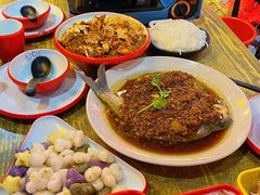 -老闵田螺馆·南昌特色小炒(梦时代店)