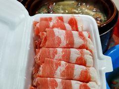肥牛-花苑美食横琴生蚝火锅(拱北粤华路店)