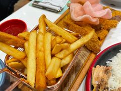 吉列猪扒拼薯条-龙记香港茶餐厅(久光百货店)