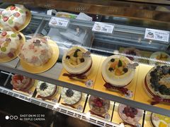 -花花卷卷·鲜食蛋糕(静安久光百货店)