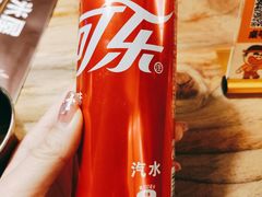 可口可乐-干杯小木屋米酒店(罗斯福店)