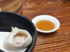 -莱莱小笼·乔艾