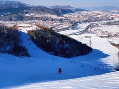 -辽阳弓长岭温泉滑雪场