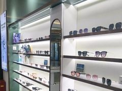 -GOOMI久米眼镜·蔡司·依视路·明月官方授权店(龙德紫金店)
