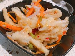酸辣凤爪-椰子营·椰子鸡火锅(万象里店)