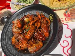 -肥肥虾庄·金牌油焖大虾(汉街SKP店)