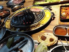 -青瓦炭韩潮烤肉(花园道店)
