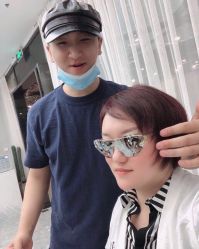 -变画·发型STUDIO