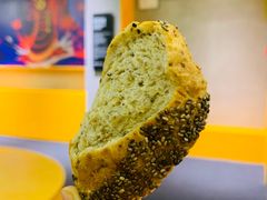 多谷奇亚籽面包-Ole 面包房(华润万象城店)