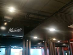 大堂-麦当劳(深圳北站高铁店)