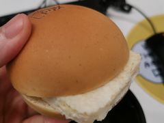 杂粮面包夹蒙古鲜奶皮-西贝(上海新梅广场店)