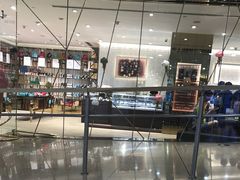 -VENCHI 闻绮(北京国贸商城店)