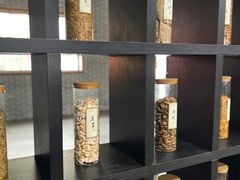 -余天成(上海云间粮仓文创园店)