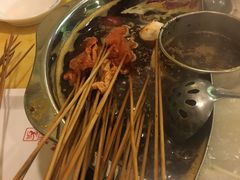 -佰人王串串香火锅(洋珠巷店)