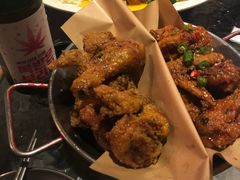 炸鸡翅一半一半-富乐满韩国正宗炸鸡韩国料理(虹泉路店)