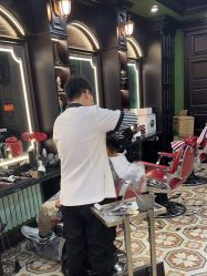 -豪帅男士理容馆