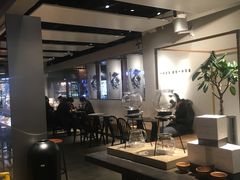 大堂-喜茶(上海正大广场店)