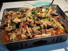 -蛙舍·炭烧牛蛙(东百中心店)