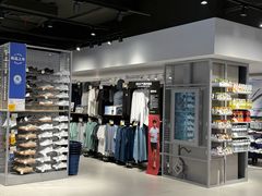 -迪卡侬(环球港店)