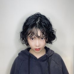 -苏豪路易士·嘉玛发廊