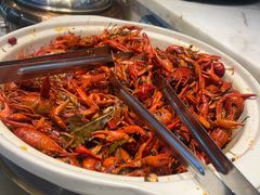 -金滏山·烤肉海鲜火锅自助(襄阳万达店)