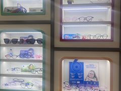 -美空眼镜·星趣控·新乐学·控优点合作店(周浦万达店)