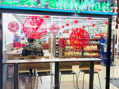 -全家便利店(莲花池东路店)