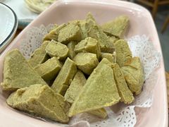 -鲁小三·大骨自助(金山总店)