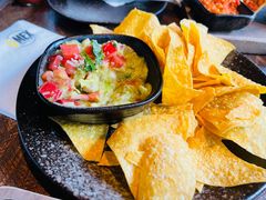 自制牛油果酱配玉米片-Q MEX 库迈墨西哥餐吧(三里屯店)