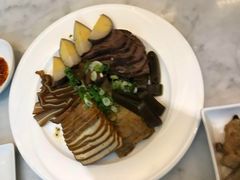 -天下三绝 牛肉面/红酒