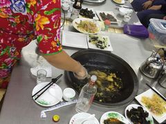-屯老二农家铁锅炖·行业领军者(梅江店)