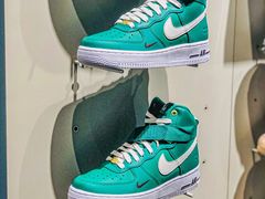 -NIKE KICKS LOUNGE体验店(北京新中关店)